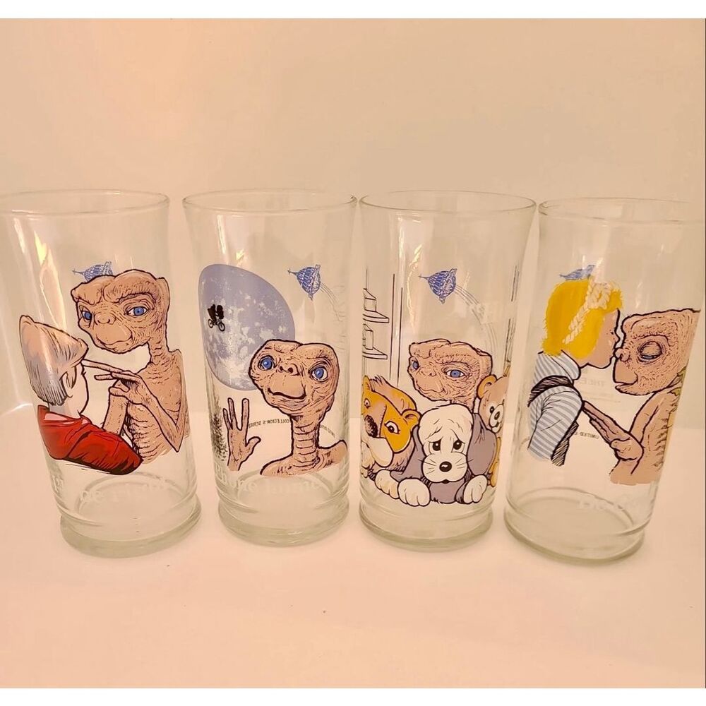 Set of 4 Vintage 1982 Pizza Hut / E.T. Drinking Glasses